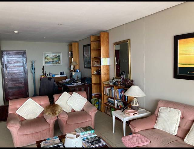 2 BEDROOM APARTMENT FOR SALE IN POINT WATERFRONT